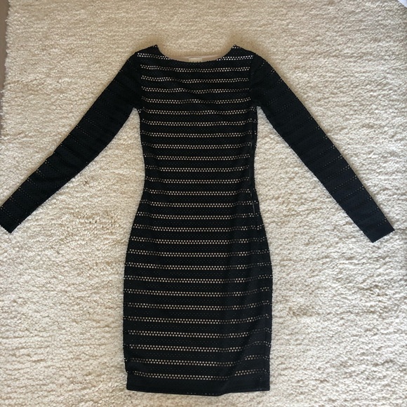 Reiss black bodycon with sleeve dress size 0 - Picture 2 of 4